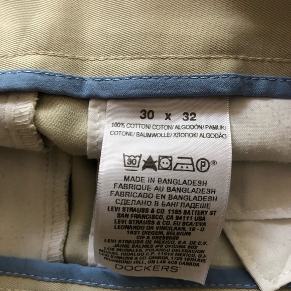 Dockers Signature Kakhi Pants - Picture 3 of 4